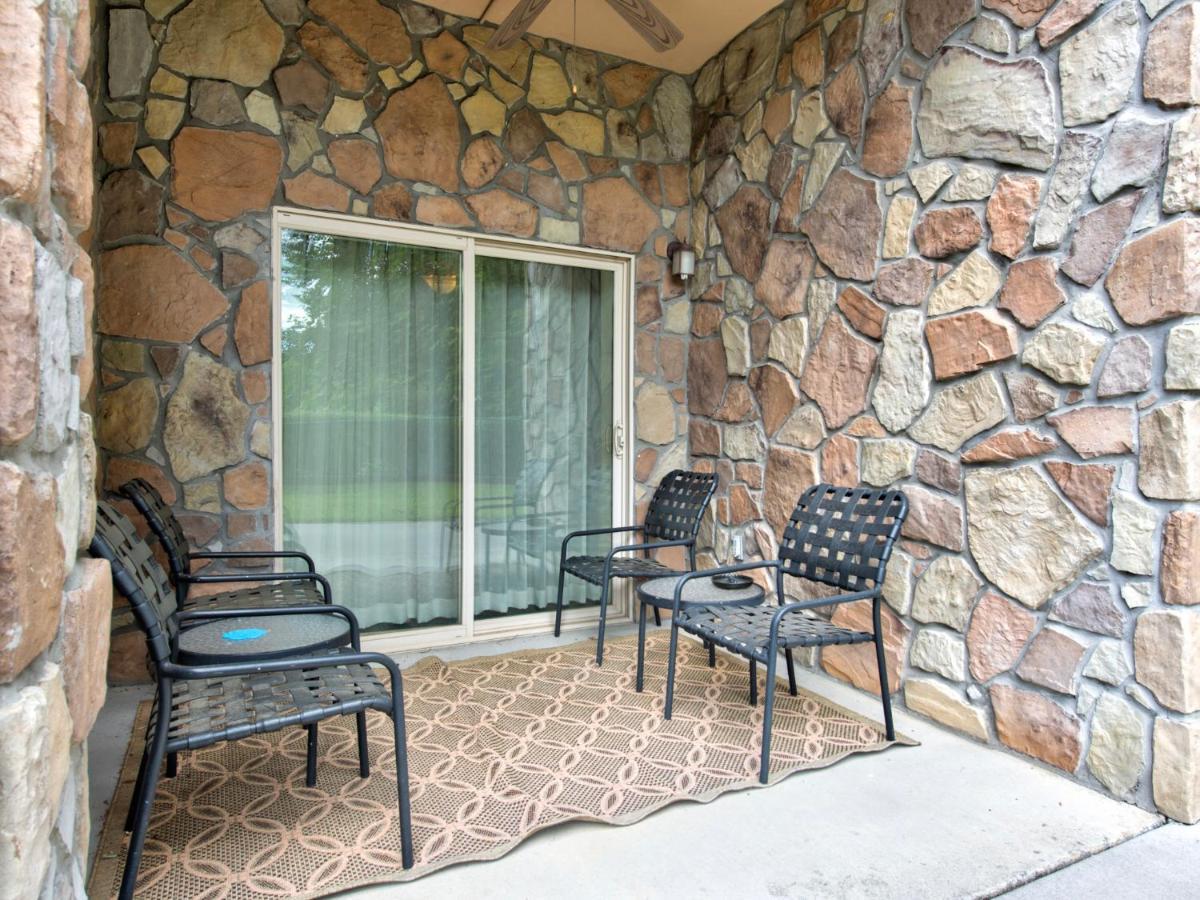 City Bear, 2Br, Pool, Spa, Downtown Gatlinburg, Sleeps 6 Appartement Buitenkant foto