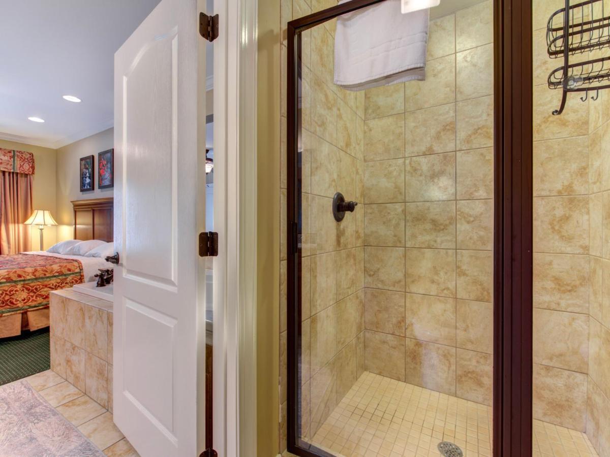 City Bear, 2Br, Pool, Spa, Downtown Gatlinburg, Sleeps 6 Appartement Buitenkant foto