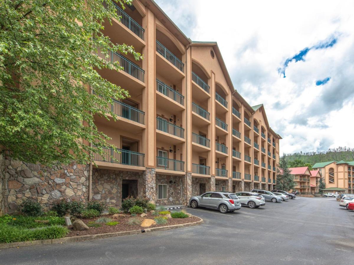 City Bear, 2Br, Pool, Spa, Downtown Gatlinburg, Sleeps 6 Appartement Buitenkant foto
