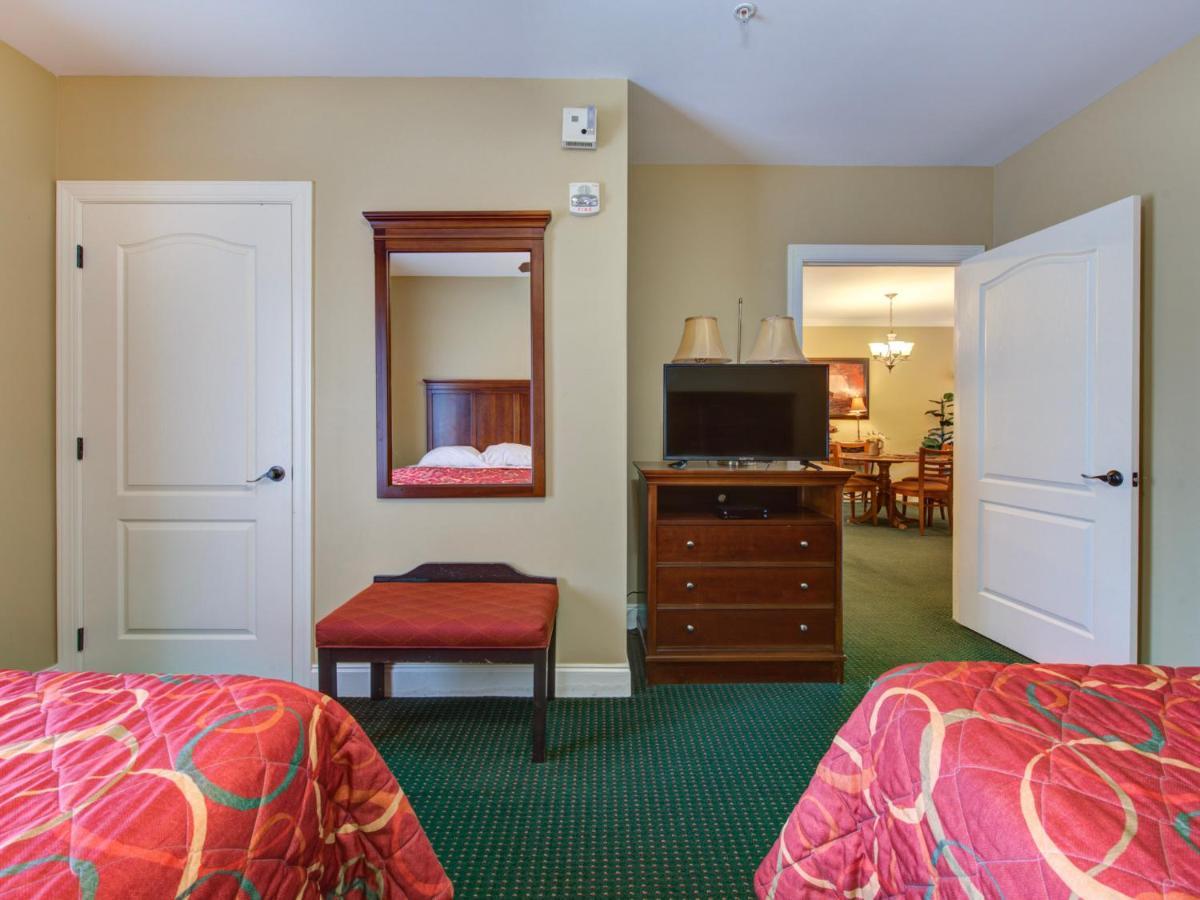 City Bear, 2Br, Pool, Spa, Downtown Gatlinburg, Sleeps 6 Appartement Buitenkant foto